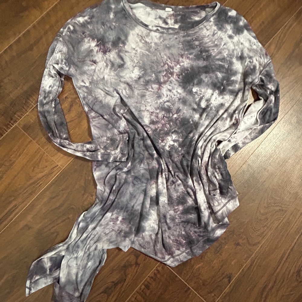 lululemon athletica Tie-Dye Long Sleeve Top